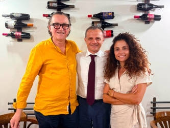 https://www.tp24.it/immagini_articoli/07-08-2026/de-luca-a-marsala-la-maggioranza-allargata-e-gli-assessori-ancora-senza-deleghe-250.jpg