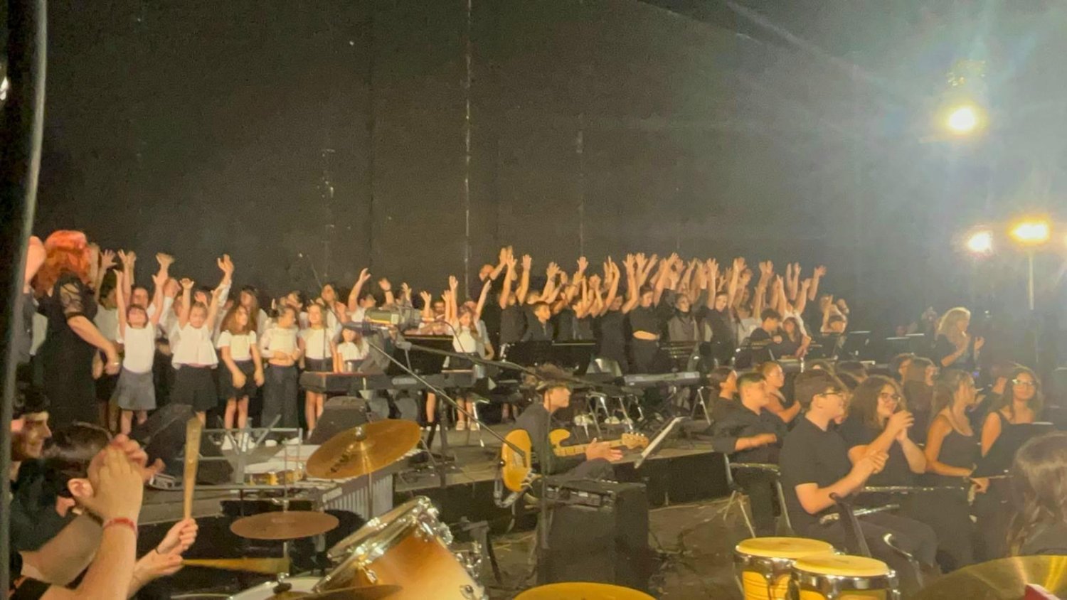 https://www.tp24.it/immagini_articoli/08-06-2026/1780922387-0-traoani-orchestra-e-coro-della-scuola-n-nasi-protagonisti-al-teatro-di-stefano.jpg