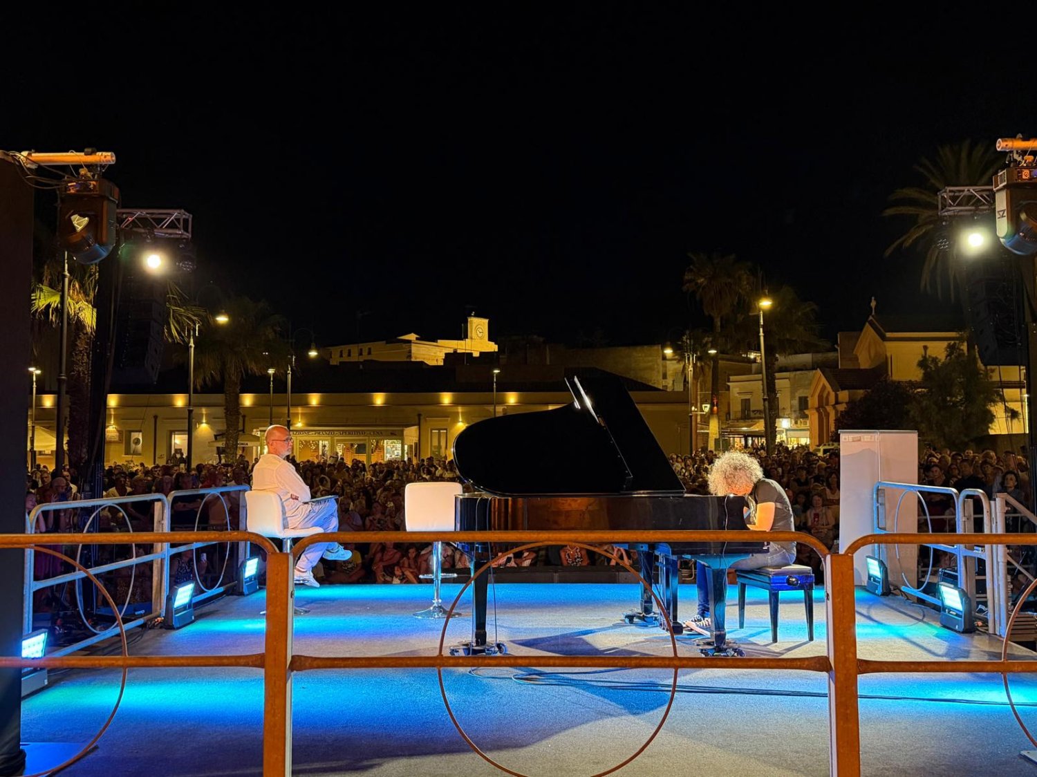 https://www.tp24.it/immagini_articoli/08-07-2026/1783491742-0-giovanni-allevi-ha-chiuso-festivalflorio-2026.jpg