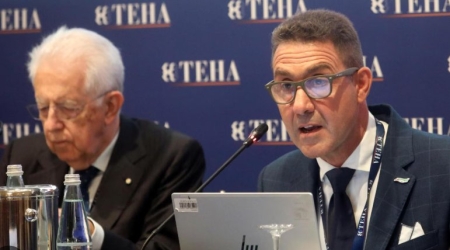 https://www.tp24.it/immagini_articoli/08-09-2026/monti-demolisce-vannacci-nel-suo-programma-lo-spirito-del-fascismo-250.jpg