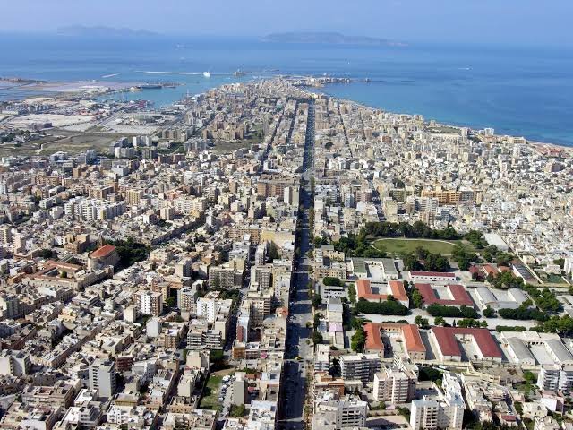 https://www.tp24.it/immagini_articoli/08-10-2026/1791486281-0-allerta-meteo-a-trapani-torna-l-incubo-allagamenti-ecco-le-zone-piu-a-rischio.jpg