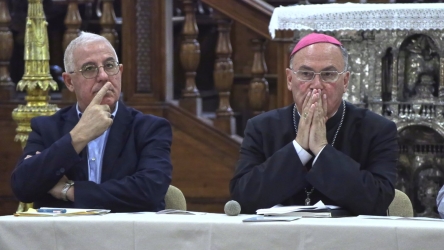 https://www.tp24.it/immagini_articoli/08-10-2026/una-chiesa-che-ascolta-e-cammina-con-il-territorio-ecco-la-lettera-pastorale-del-vescovo-giurdanella-250.jpg