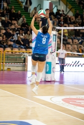 https://www.tp24.it/immagini_articoli/08-11-2025/volley-a2-club-italia-sara-la-sfida-domenicale-per-la-sigel-seap-marsala-volley-250.jpg