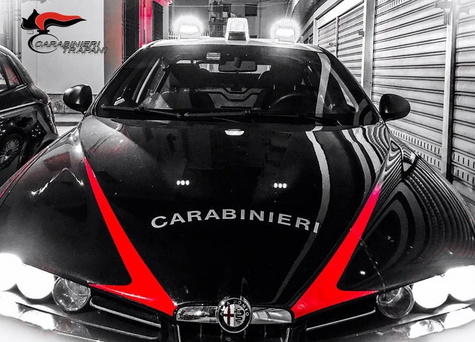 https://www.tp24.it/immagini_articoli/09-06-2026/1780996386-0-campobello-donna-ruba-un-auto-dell-asp-insieme-ad-un-complice-e-fugge.jpg