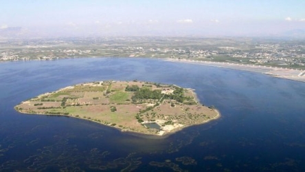 https://www.tp24.it/immagini_articoli/09-06-2026/mozia-i-taxi-e-prezzi-sempre-piu-cari-a-marsala-il-turismo-di-lusso-con-servizi-scarsi-250.jpg
