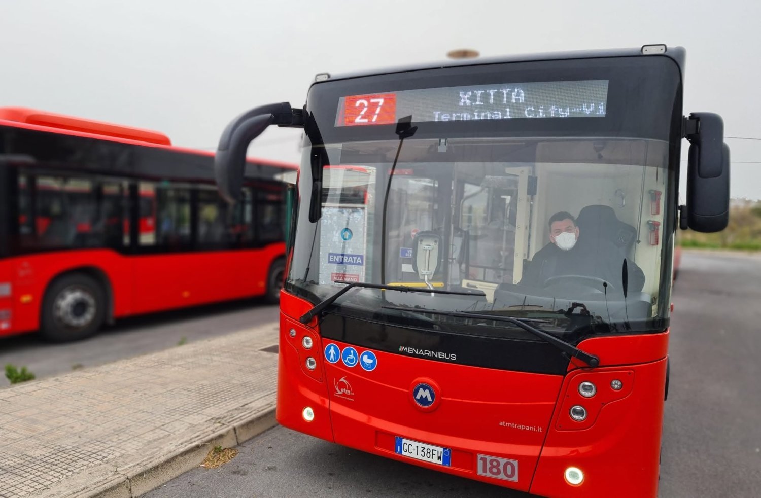 https://www.tp24.it/immagini_articoli/09-07-2026/1783585810-0-xitta-ritrova-il-bus-ripristinata-la-linea-27-per-trapani.jpg