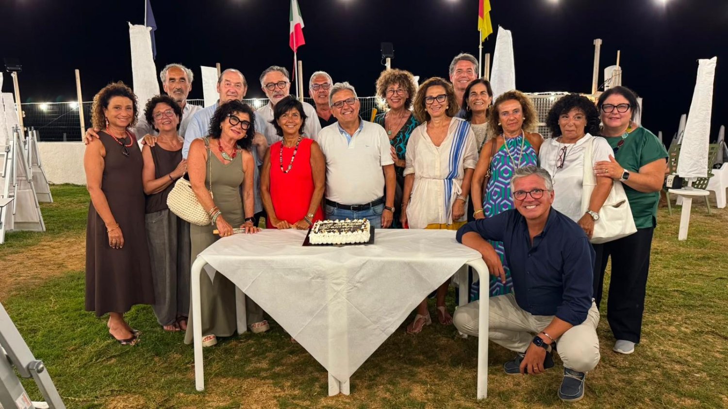 https://www.tp24.it/immagini_articoli/09-08-2026/1786261112-0-marsala-di-nuovo-insieme-50-anni-dopo-il-diploma-alla-scuola-media-pipitone.jpg