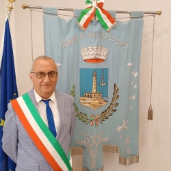 https://www.tp24.it/immagini_articoli/09-09-2026/san-vito-lo-capo-esplode-la-maggioranza-tre-dimissioni-contro-il-sindaco-la-sala-250.jpg