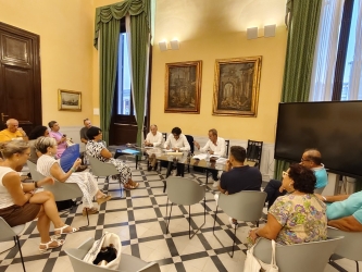 https://www.tp24.it/immagini_articoli/09-09-2026/trapani-crisi-idrica-il-comitato-consegna-1-150-firme-al-sindaco-ora-vogliamo-risposte-scritte-250.jpg