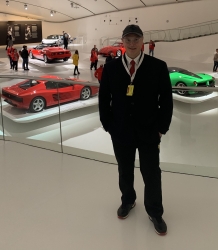 https://www.tp24.it/immagini_articoli/10-07-2026/un-trapanese-alla-guida-dei-ferrari-club-nel-mondo-martinico-rieletto-per-la-quinta-volta-250.jpg