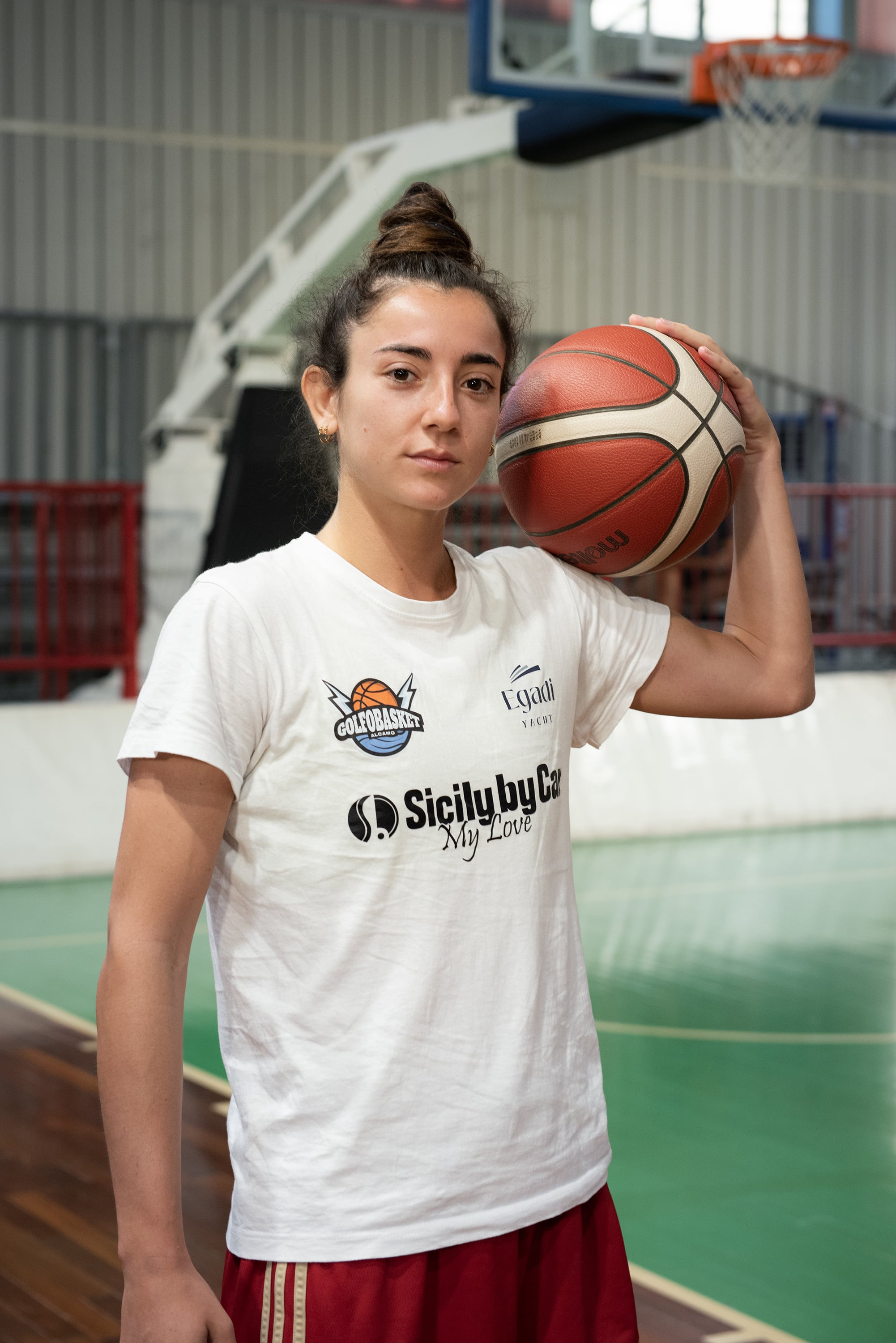 https://www.tp24.it/immagini_articoli/10-09-2025/1757491287-0-baket-femminile-la-golfo-basket-alcamo-si-presenta-alla-citta.jpg