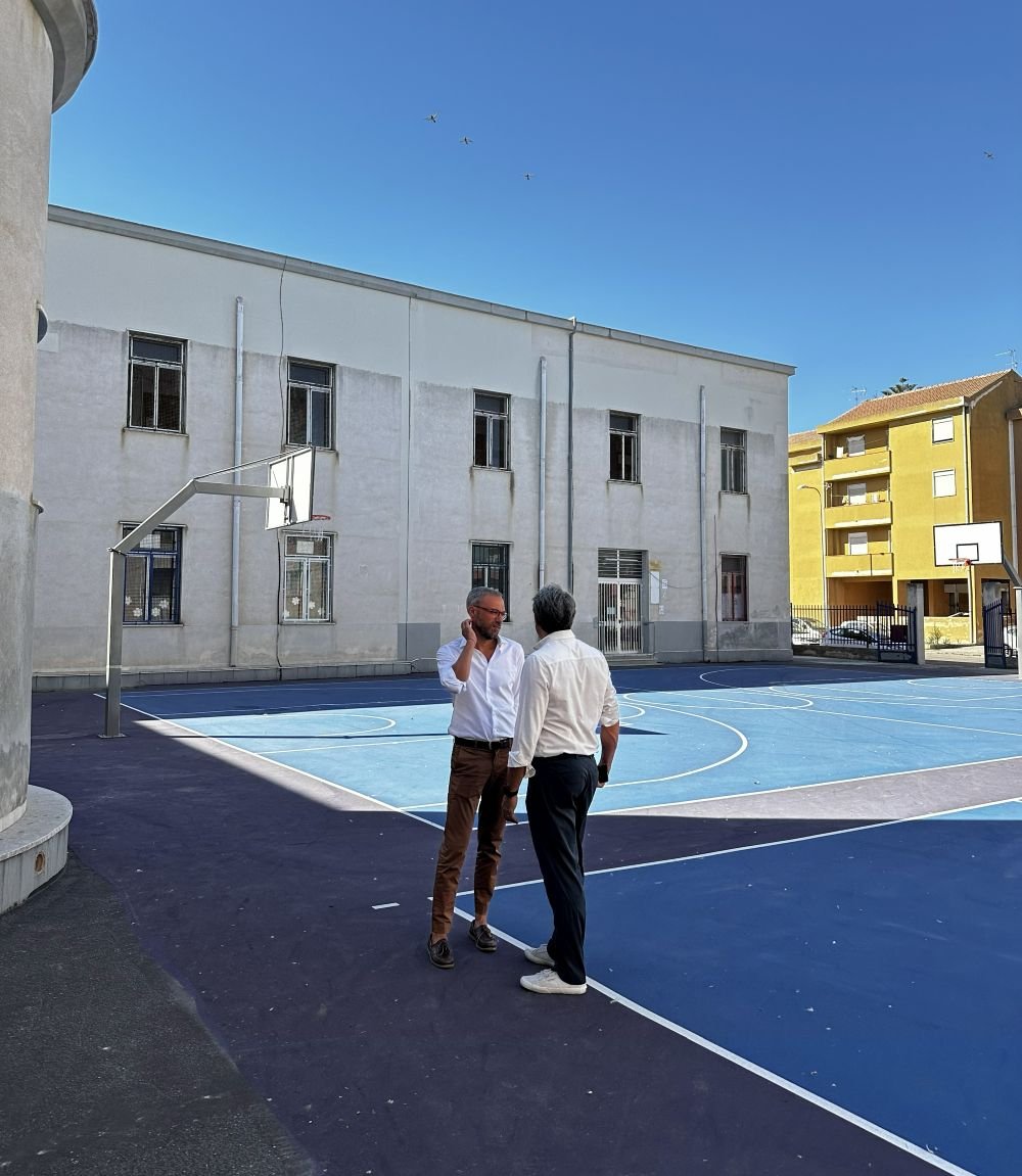 https://www.tp24.it/immagini_articoli/10-09-2026/1789035066-0-alcamo-il-comune-consegna-le-aree-gioco-esterne-delle-scuole.jpg