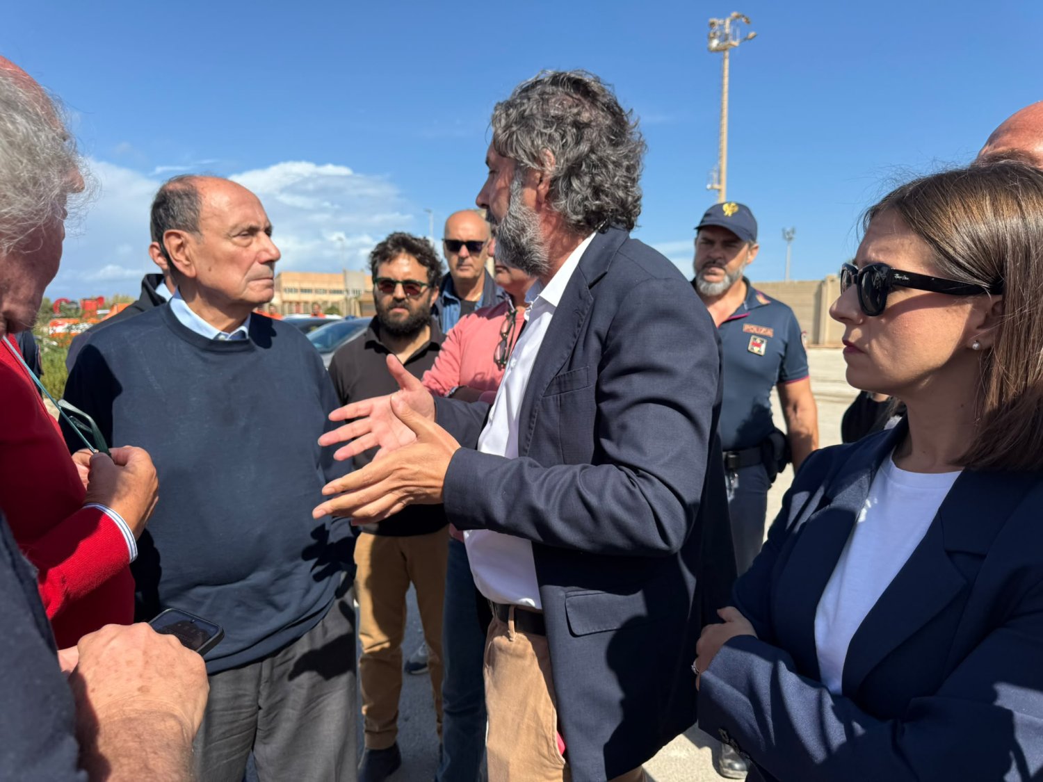 https://www.tp24.it/immagini_articoli/10-10-2026/1791633895-0-petrosino-dopo-il-tornado-anastasi-chiede-lo-stato-di-emergenza-nazionale-schifani-verifica-i-danni.jpg