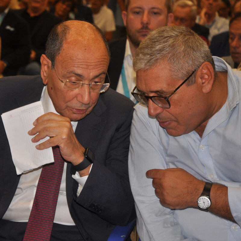 https://www.tp24.it/immagini_articoli/10-11-2025/1762808826-0-schifani-fa-fuori-gli-assessori-della-dc-trasparenza-e-rigore-ma-la-maggioranza-trema.jpg