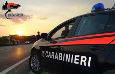 https://www.tp24.it/immagini_articoli/11-04-2026/castellammare-trovato-in-casa-con-110-dosi-di-hashish-arrestato-41enne-250.jpg