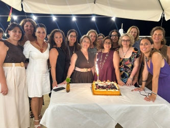 https://www.tp24.it/immagini_articoli/11-08-2026/marsala-a-trent-anni-dal-diploma-si-ritrova-la-iv-f-del-pascasino-250.jpg
