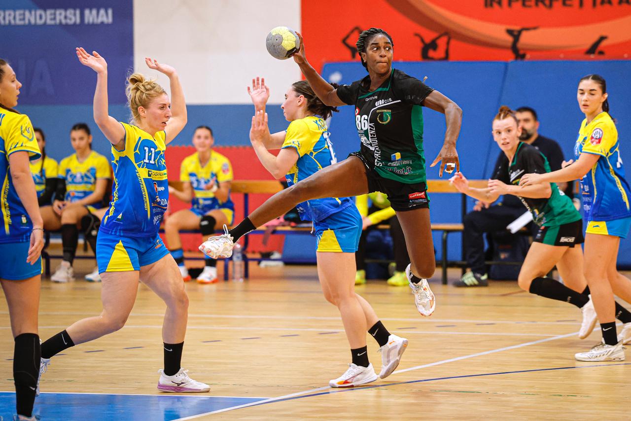 https://www.tp24.it/immagini_articoli/11-10-2025/1760208600-0-handball-erice-inarrestabile-altro-successo.jpg