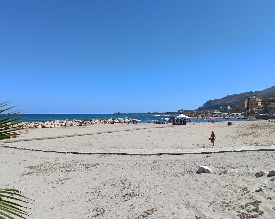 https://www.tp24.it/immagini_articoli/12-05-2026/1778566448-0-trapani-al-via-spiaggia-inclusiva-libera-e-accessibile.jpg