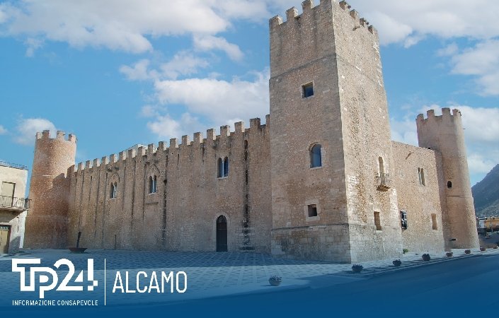 https://www.tp24.it/immagini_articoli/12-06-2026/1781273466-0-alcamo-ordinanza-di-divieto-di-transito-e-sosta-in-via-falcetta-apuzzo-ecco-perche.jpg
