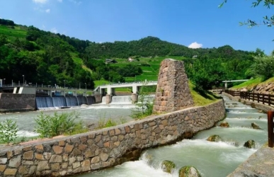 https://www.tp24.it/immagini_articoli/12-06-2026/nuovi-canoni-idroelettrici-in-sicilia-enel-green-power-paghera-5-volte-di-piu-250.jpg
