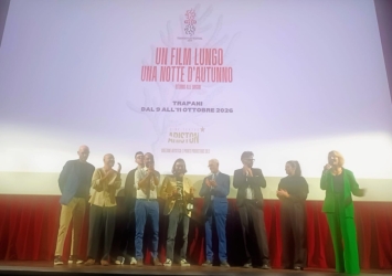 https://www.tp24.it/immagini_articoli/12-10-2026/trapani-film-festival-2026-la-serata-dei-cortometraggi-tra-talk-interviste-ed-emozioni-250.jpg