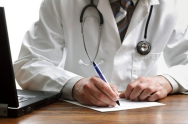 https://www.tp24.it/immagini_articoli/13-05-2026/farmaci-dietrofront-della-regione-sospese-le-sanzioni-ai-medici-250.jpg