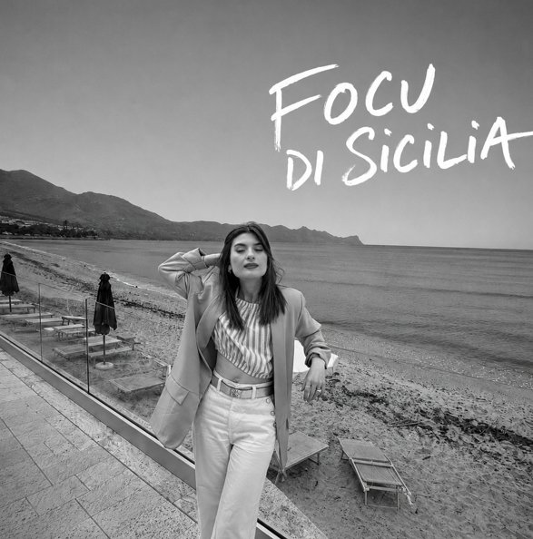 https://www.tp24.it/immagini_articoli/13-06-2026/1781334314-0-focus-di-sicilia-il-primo-singolo-dell-alcamese-federica-riggi.jpg