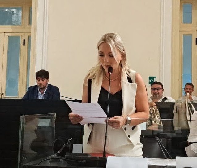 https://www.tp24.it/immagini_articoli/13-06-2026/1781354864-0-trapani-l-affondo-di-grignano-l-opposizione-ha-i-numeri-per-la-sfiducia-perche-aspetta.jpg