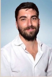 https://www.tp24.it/immagini_articoli/13-09-2026/alcamo-piange-daniele-pioggia-morto-a-40-anni-250.jpg
