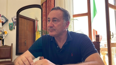 https://www.tp24.it/immagini_articoli/14-06-2026/favignana-un-anno-di-amministrazione-pagoto-abbiamo-rimesso-in-moto-il-comune-250.jpg