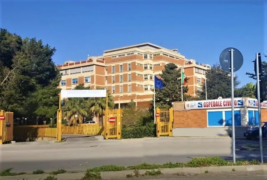 https://www.tp24.it/immagini_articoli/14-07-2025/1752474144-0-a-partinico-un-reparto-di-ortopedia-d-eccellenza-il-mio-grazie.jpg