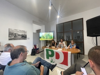https://www.tp24.it/immagini_articoli/14-07-2026/affitti-brevi-la-burocrazia-frena-il-turismo-a-trapani-250.jpg