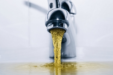 https://www.tp24.it/immagini_articoli/14-07-2026/trapani-ancora-acqua-contaminata-i-residenti-una-storia-che-va-avanti-da-decenni-250.jpg