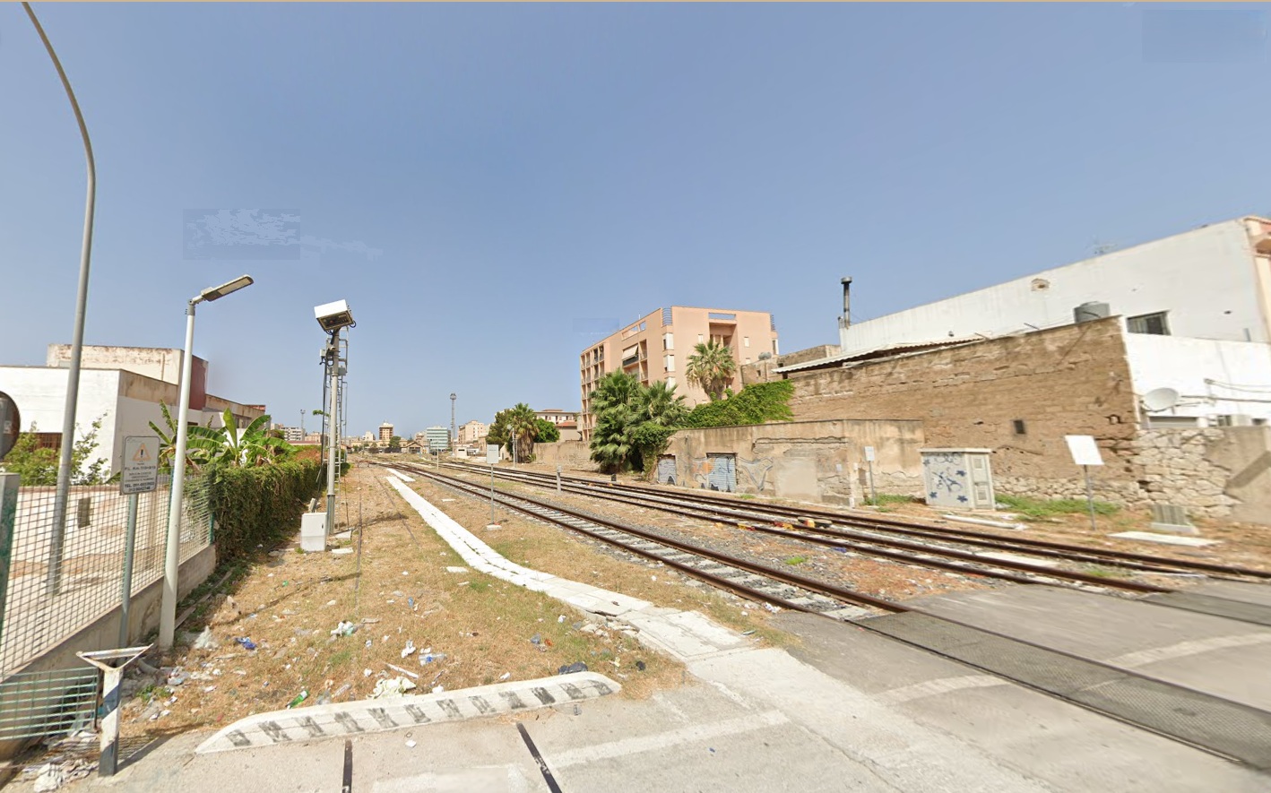 https://www.tp24.it/immagini_articoli/14-08-2025/1755189389-0-linea-ferroviaria-via-milo-per-la-ciminnisi-si-rischia-di-perderla-per-altri-dieci-anni.jpg