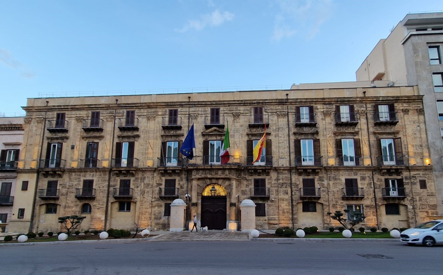https://www.tp24.it/immagini_articoli/14-08-2026/1786737207-0-energia-dalla-regione-quasi-12-milioni-per-nove-progetti-di-efficientamento-e-riqualificazione.jpg