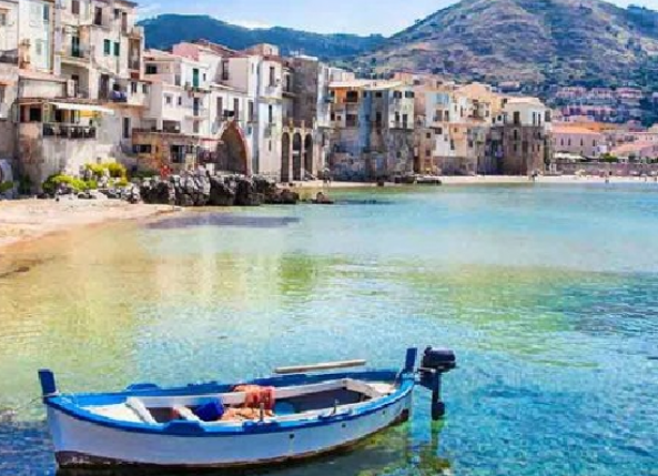 https://www.tp24.it/immagini_articoli/14-10-2025/1760462705-0-pesca-un-milione-di-euro-per-recuperare-e-valorizzare-i-borghi-marinari-siciliani.png