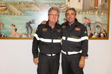 https://www.tp24.it/immagini_articoli/14-10-2026/trapani-melchiorre-catania-va-in-pensione-dopo-35-anni-di-servizio-nei-vigili-del-fuoco-250.jpg