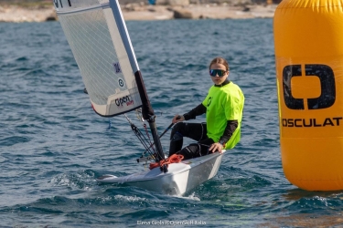https://www.tp24.it/immagini_articoli/15-03-2026/vela-virna-di-gerlando-del-circolo-velico-marsala-vince-la-tappa-open-skiff-di-taranto-250.jpg