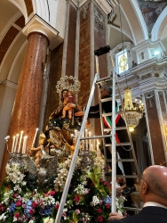 https://www.tp24.it/immagini_articoli/15-05-2026/alcamo-il-comune-prepara-i-festeggiamenti-di-maria-santissima-dei-miracoli-250.jpg