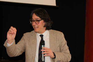 https://www.tp24.it/immagini_articoli/15-05-2026/safina-attacca-schifani-la-sicilia-merita-un-governo-non-una-corte-borbonica-250.jpg