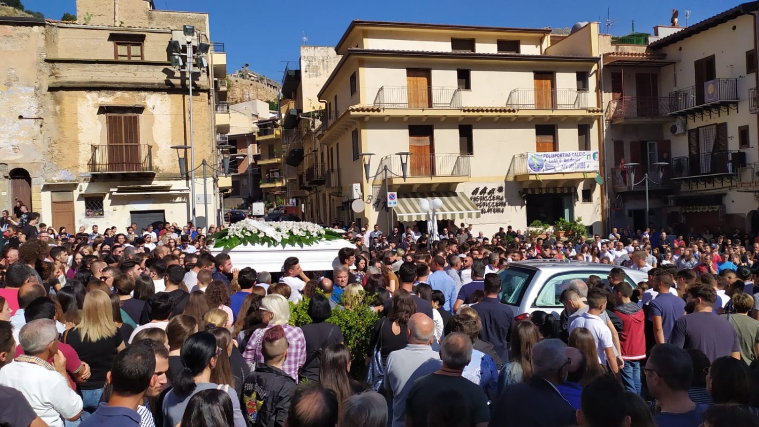 https://www.tp24.it/immagini_articoli/15-09-2026/1789455430-0-monte-erice-l-ultimo-saluto-a-giuseppe-e-karol.jpg