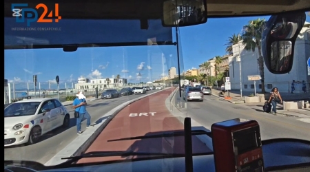 https://www.tp24.it/immagini_articoli/15-09-2026/brt-il-primo-viaggio-a-trapani-la-corsia-funziona-ma-la-prova-vera-deve-ancora-cominciare-250.jpg