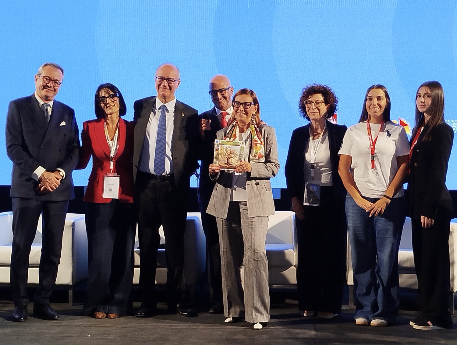 https://www.tp24.it/immagini_articoli/15-10-2026/1792054722-0-marsala-il-liceo-pascasino-giovanni-xxiii-premiato-tra-le-scuole-d-eccellenza-della-sicilia.jpg