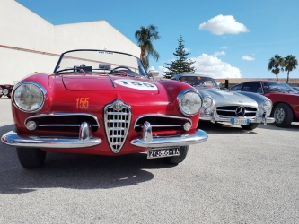 https://www.tp24.it/immagini_articoli/15-10-2026/al-via-la-targa-florio-classica-domani-le-auto-storiche-e-il-ferrari-tribute-a-marsala-250.jpg