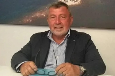 https://www.tp24.it/immagini_articoli/15-10-2026/trapani-il-caso-fazio-1-accordo-corruttivo-e-messa-a-libro-paga-dalla-mercedes-ai-lavori-a-casa-250.jpg