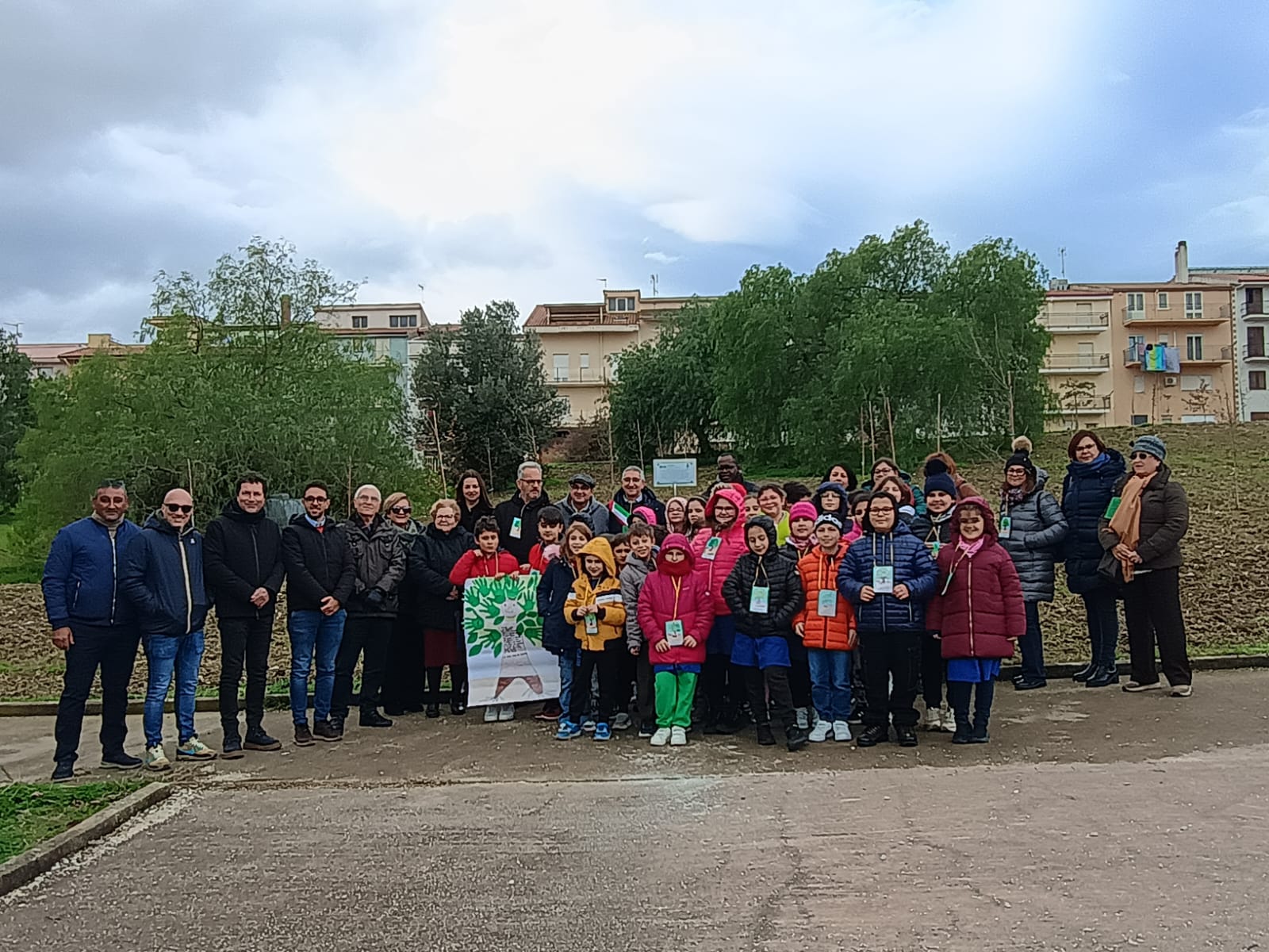 https://www.tp24.it/immagini_articoli/16-01-2025/1737022501-0-a-calatafimi-inaugurato-il-progetto-radici-per-il-futuro.jpg
