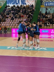https://www.tp24.it/immagini_articoli/16-03-2026/volley-primo-stop-casalingo-per-la-sigel-seap-marsala-volley-offanengo-passa-1-a-3-250.jpg