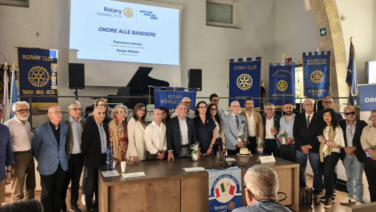 https://www.tp24.it/immagini_articoli/16-06-2026/1781592331-0-selinunte-due-defibrillatori-donati-al-parco-il-rotary-lascia-un-segno-concreto.jpg