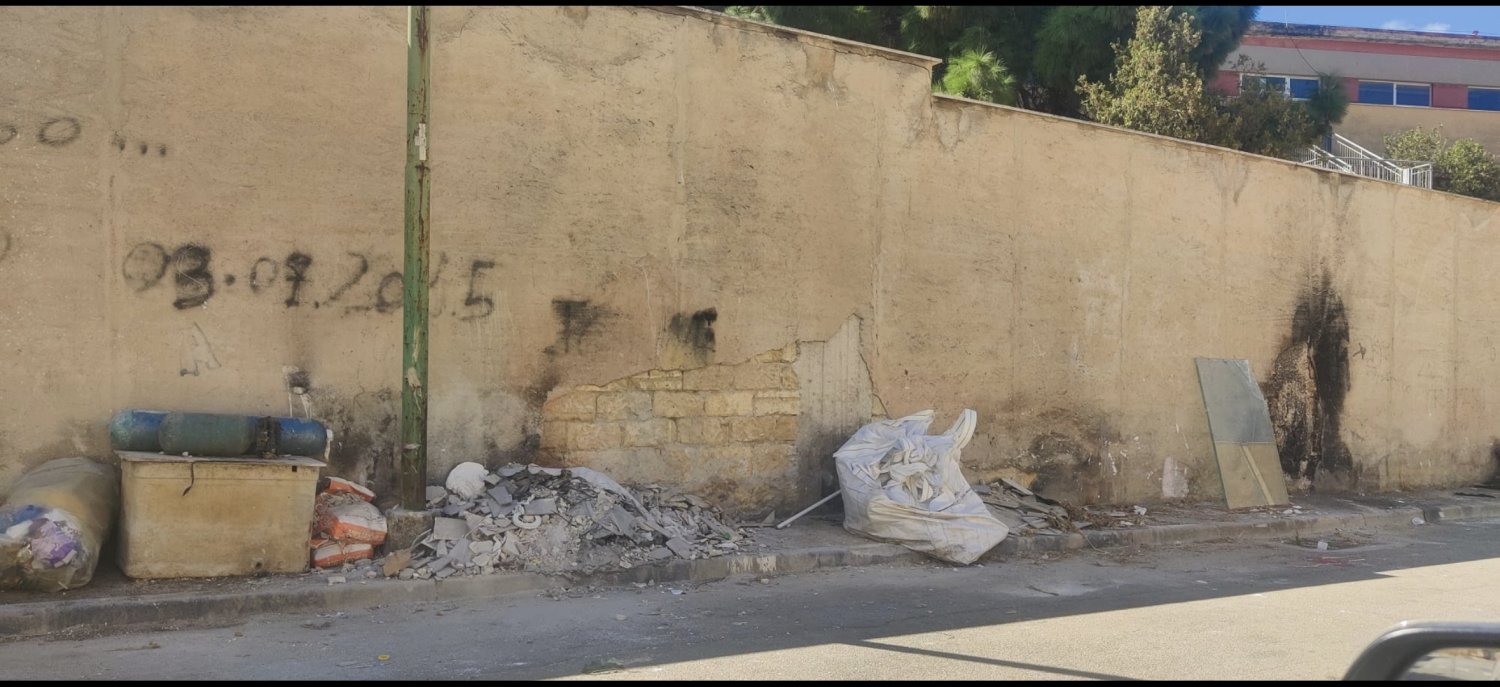 https://www.tp24.it/immagini_articoli/16-09-2026/1789543162-0-trapani-via-socrate-e-via-verdinois-tra-erbacce-rifiuti-e-alberi-secchi.jpg