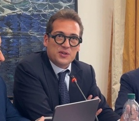 https://www.tp24.it/immagini_articoli/16-09-2026/marsala-nuccio-fa-il-bilancio-dei-100-giorni-e-attacca-grillo-e-sturiano-250.jpg